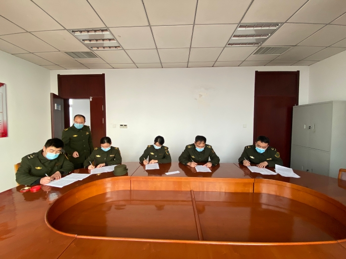 2021-3-7 柏乡站组织签订“安全不发生在我身上”承诺书，拍摄：高冰册