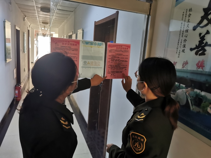 河沙镇站女职工学习两癌预防知识，摄影刘瑞彬