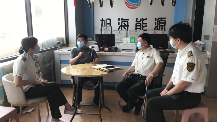 2022-6-14赵县西收费站“千万重卡石安行”活动—高速+加油，摄：施丹萍 (2)